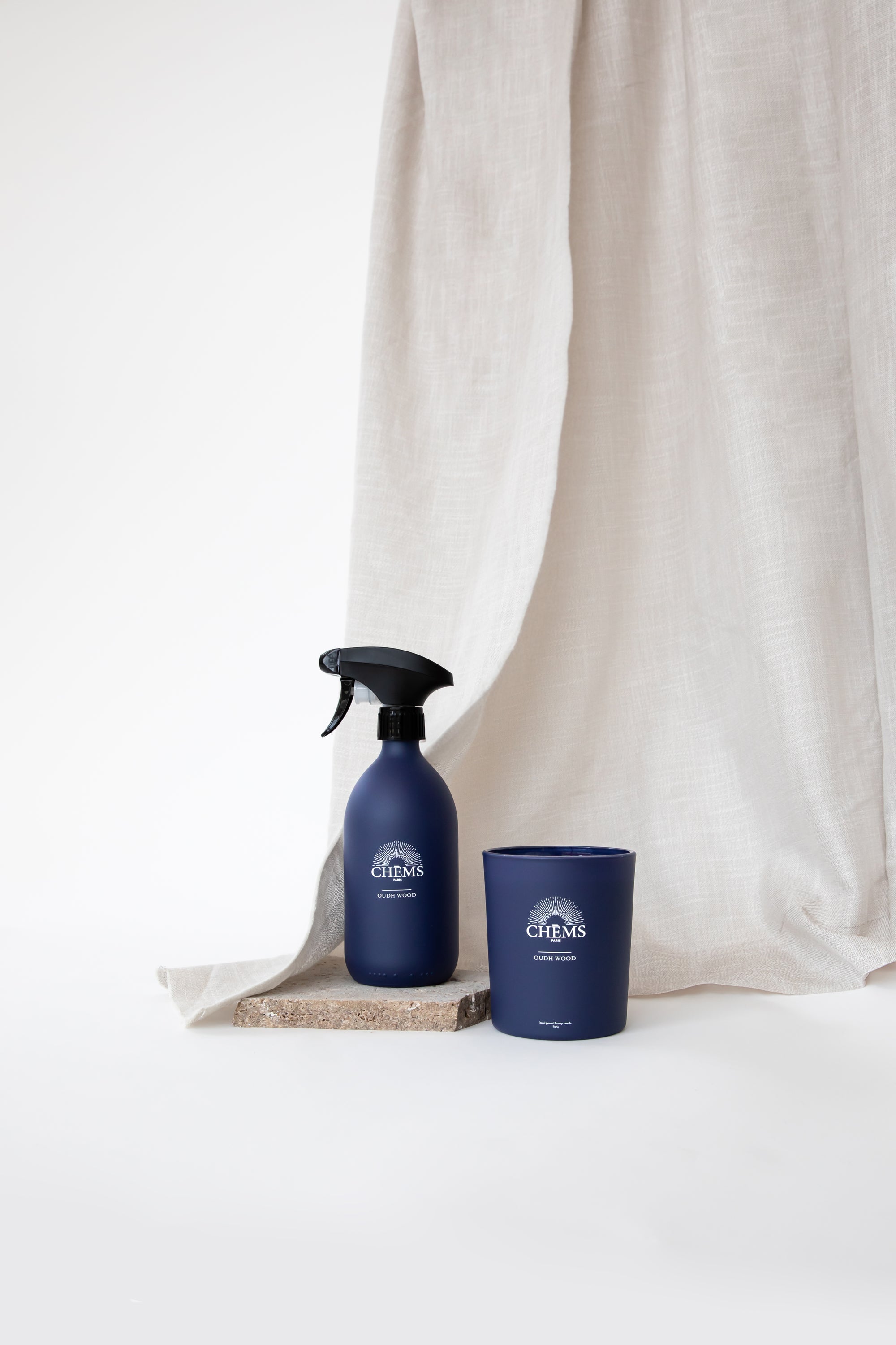 Living Luxury Roomspray | Roomspray Oudh Wood | Chems Paris